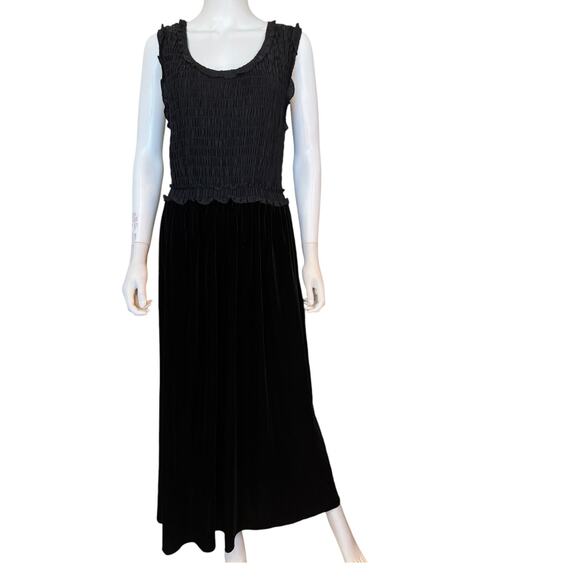 Max Studio London Dresses & Skirts - New ~ MAX STUDIO LONDON ~  Velvet Sleeveless Smocked Maxi Dress Size L